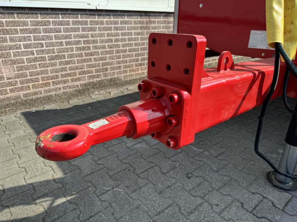 Veiligheidsanker voor gevaarlijke stoffen en brandbestrijding, grindbakken en trailercomponenten.