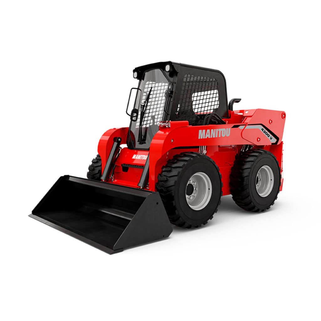 Robuuste skidetteg met vorken voor grondverzet en magazine montage, geschikt voor zwaar werk.