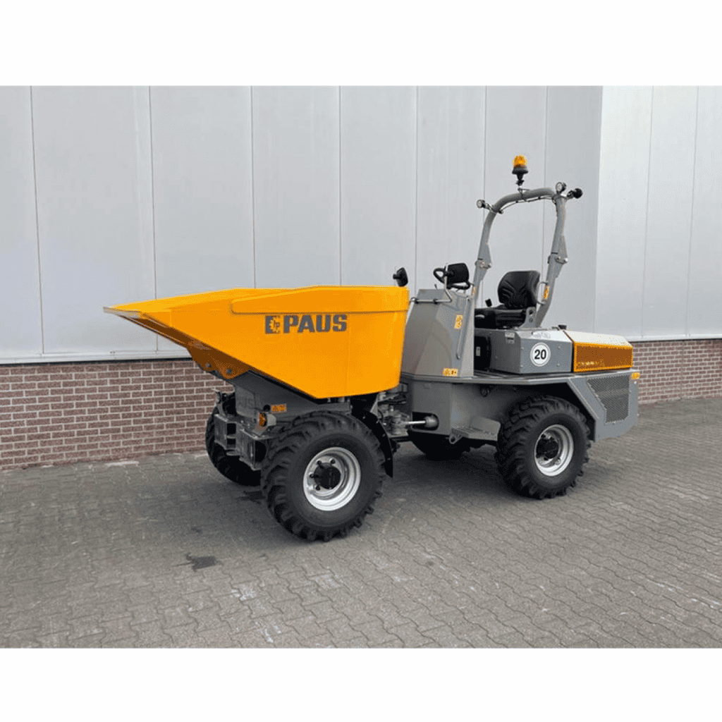 Zwenkmachine voor tuin- en wegenonderhoud, gebruikt in bouw en infraprojecten.