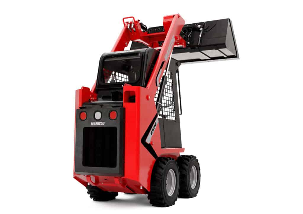 Kleine industriële verreiker van Manitou met kabels en groot werkplatform, geschikt voor verschillende bouw- en magazijnwerkzaamheden.