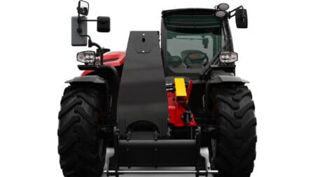 Robuuste landbouwtractor met moderne cabine en precisie-attentie.