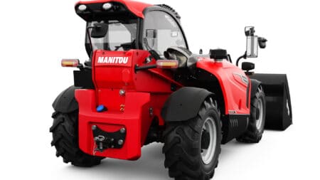 Kleurrijke compacte telescopische shovel voor landbouw en hovenierswerkzaamheden.