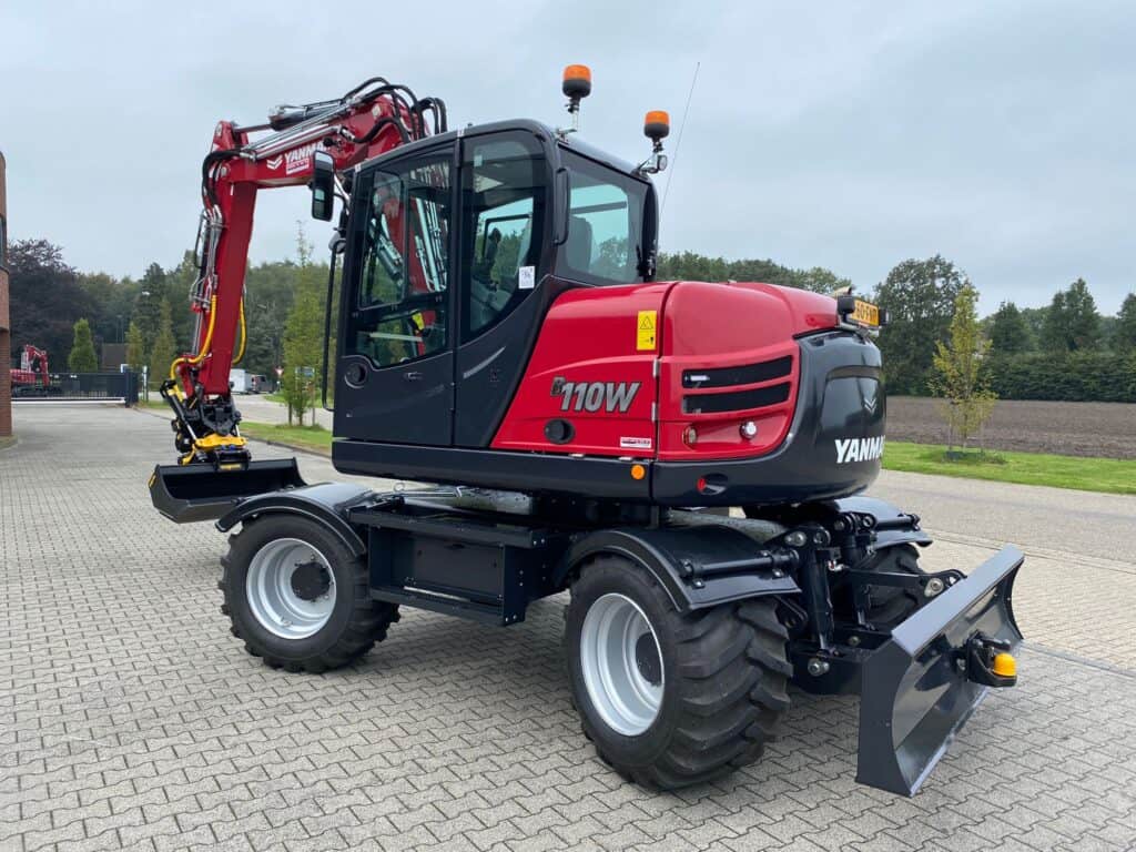 Compacte shovelmachine van Yanmar voor bouw en tuinprojecten.