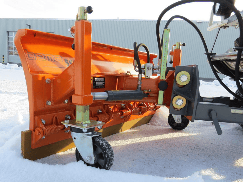 1. Hoogwaardige sneeuwschuif voor professioneel gebruik bij Geert-Jan de Kok B.V.