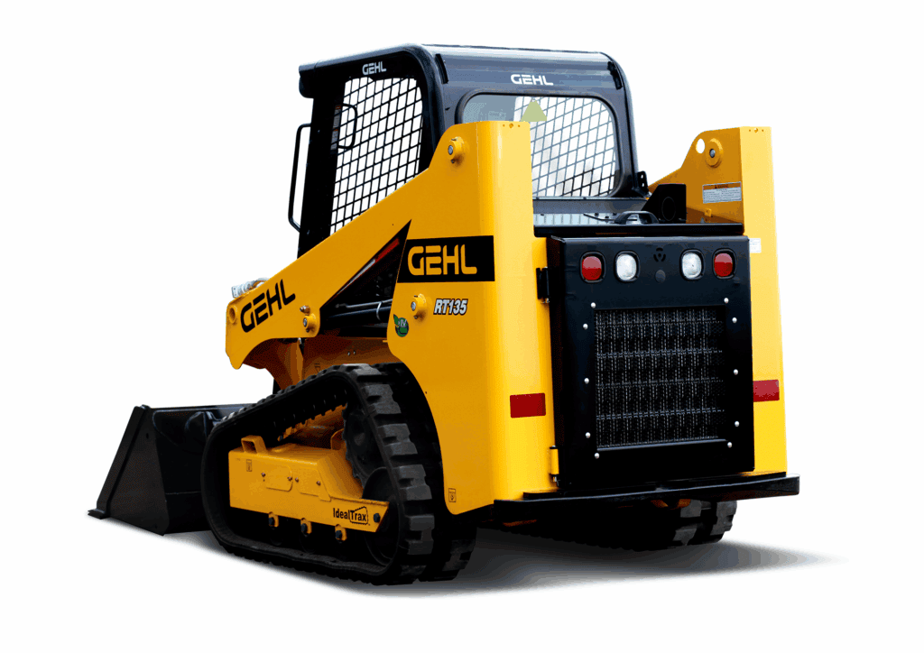 Zwarte en gele skid-steer loader van Gehl op een witte achtergrond.