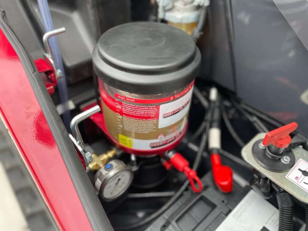 Ultrasone olievetfilter voor baggerpompen en boorinstallaties.